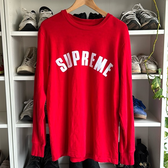 SUPREME - Arc Logo long sleeve Red. Size Medium - Picture 2 of 4
